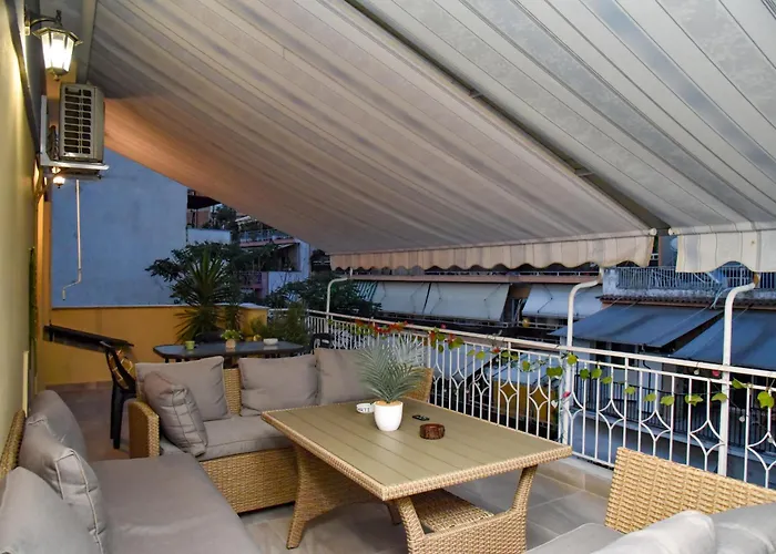 Roof Central Apartment